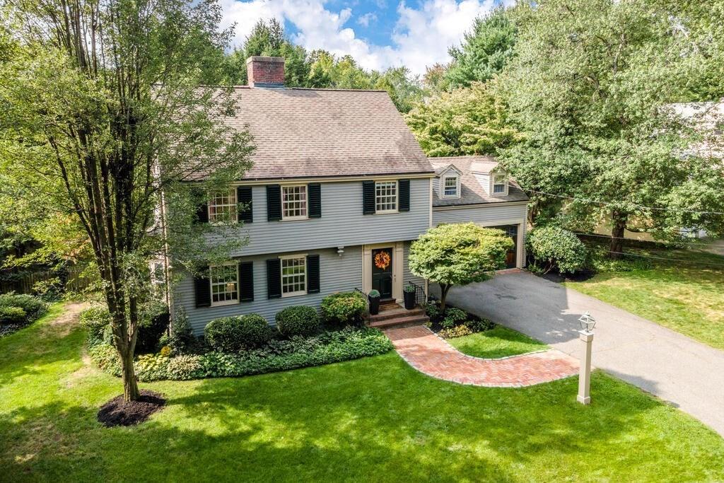 47 Lawson Road Winchester, MA 01890 - Photo 3 of 30