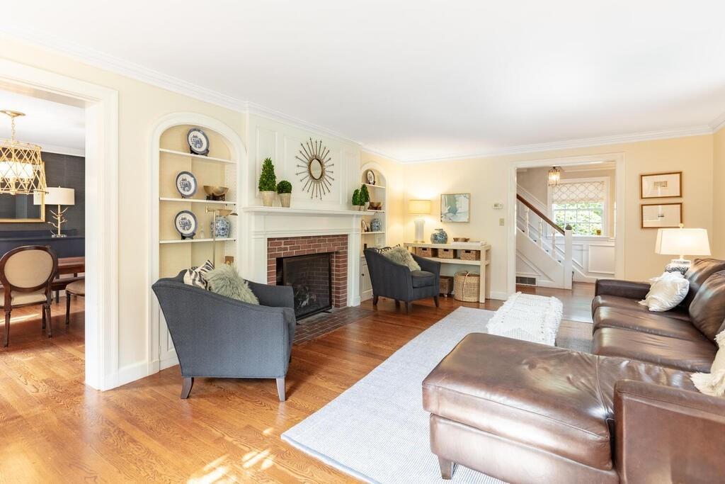 47 Lawson Road Winchester, MA 01890 - Photo 6 of 30