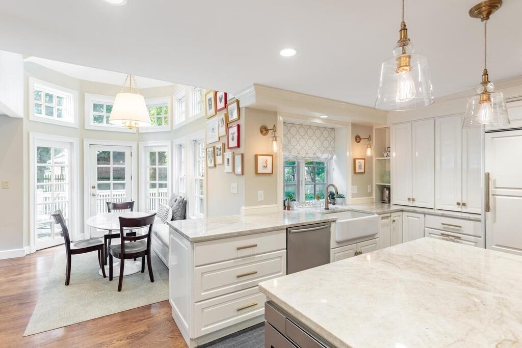 47 Lawson Road Winchester, MA 01890 - Photo 9 of 30