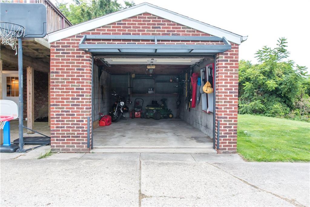 729 Boyce Road Bridgeville, PA 15017 - Photo 20 of 24 extra one car garage