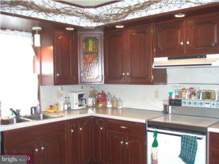29 Chestnut Street Shillington, PA 19607 - Photo 2 of 6