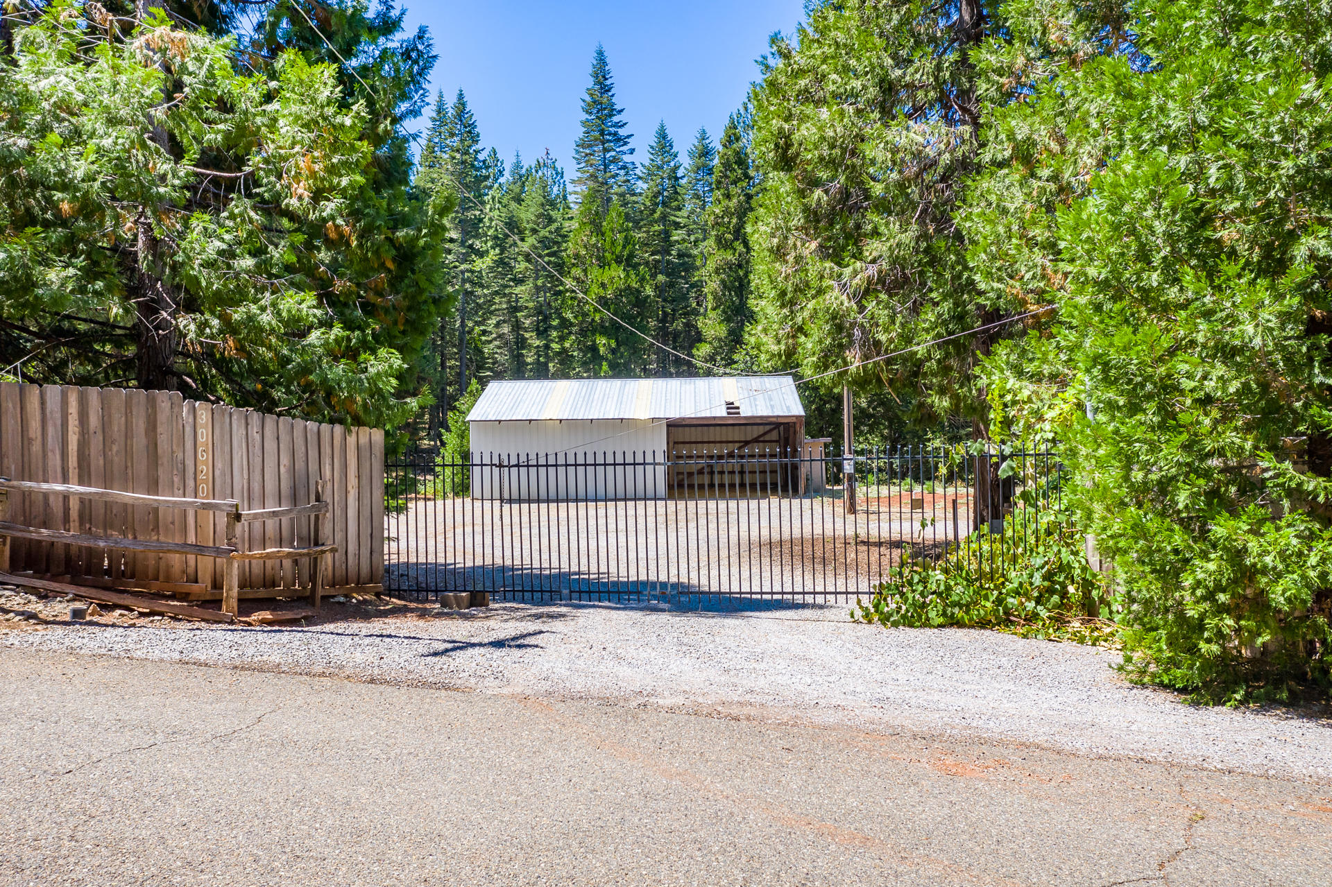 30620 Shingletown Ridge Road Shingletown, CA 96088 - Photo 20 of 23 9 entry