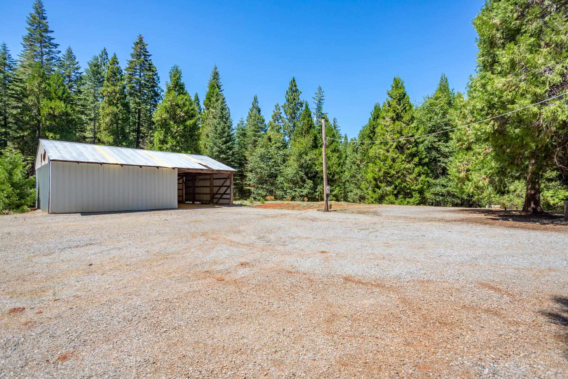 34 barn
