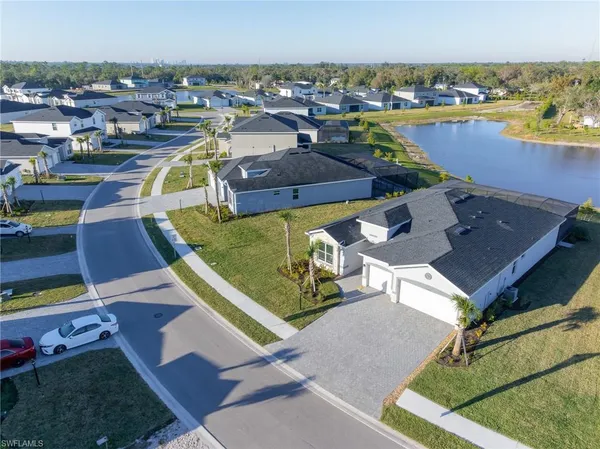 $565,950 | 17393 Stonehill Manor Drive, North Fort Myers, FL 33917