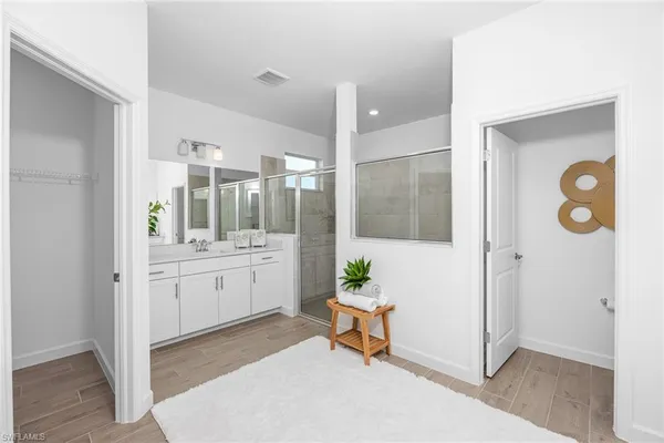 $565,950 | 17393 Stonehill Manor Drive, North Fort Myers, FL 33917