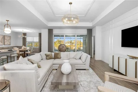 $569,950 | 17393 Stonehill Manor Drive, North Fort Myers, FL 33917