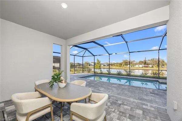 $565,950 | 17393 Stonehill Manor Drive, North Fort Myers, FL 33917