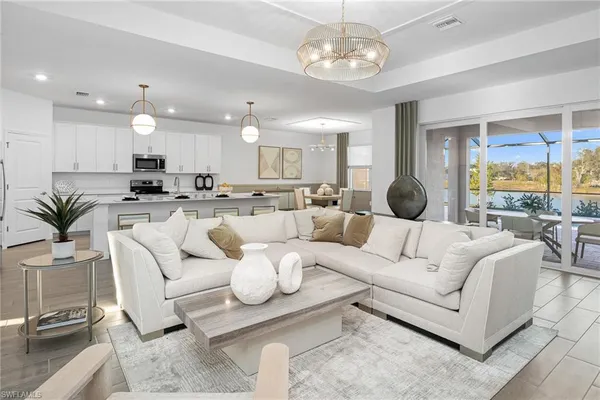 $565,950 | 17393 Stonehill Manor Drive, North Fort Myers, FL 33917