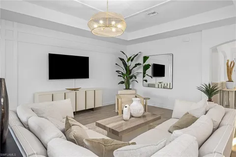 $569,950 | 17393 Stonehill Manor Drive, North Fort Myers, FL 33917