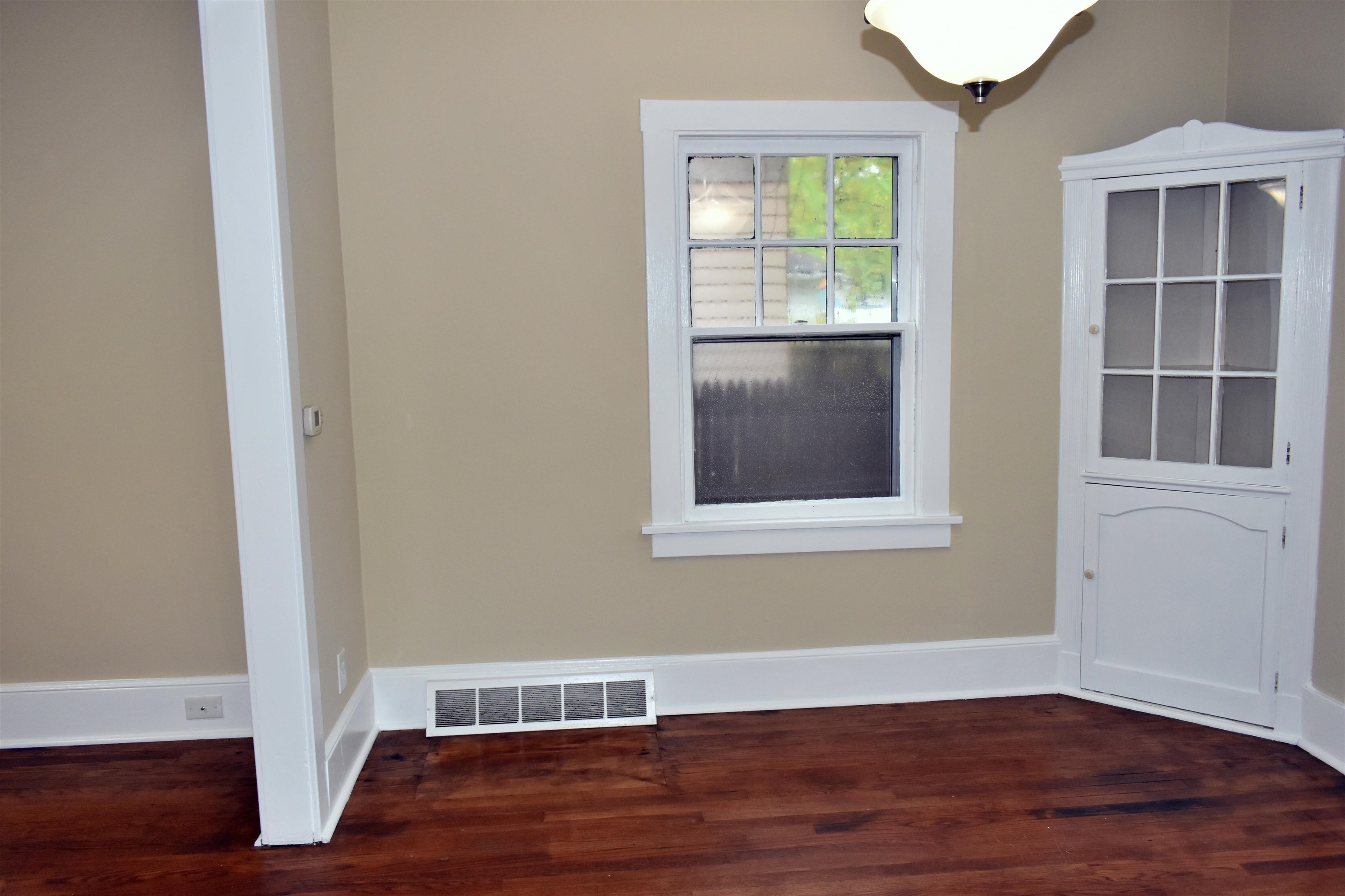 1922 Ridge Avenue Rockford, IL 61103 - Photo 6 of 15 Gallery Image 6