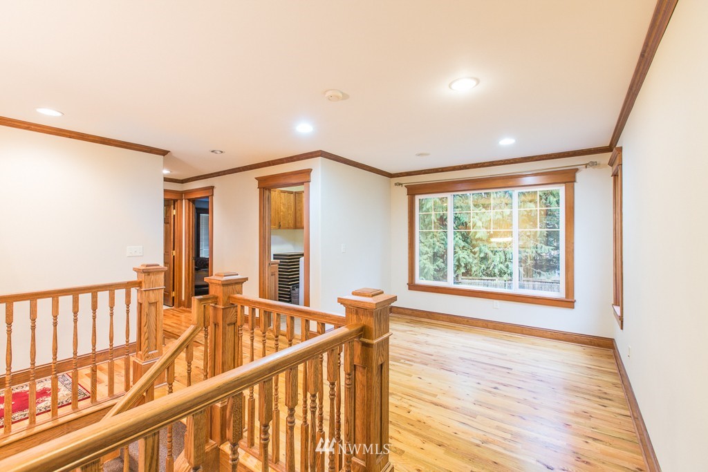9735 Northeast 198th Street Bothell, WA 98011 - Photo 14 of 25 Gallery Image 14