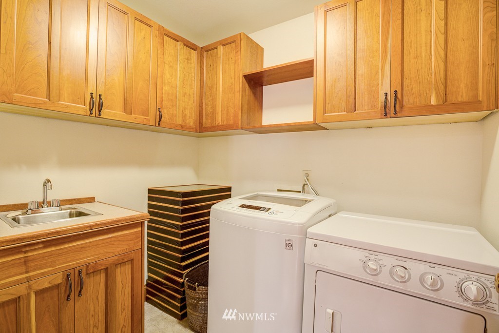 9735 Northeast 198th Street Bothell, WA 98011 - Photo 15 of 25 Gallery Image 15