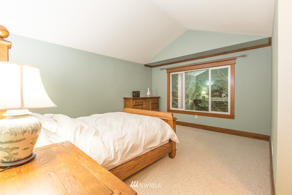 9735 Northeast 198th Street Bothell, WA 98011 - Photo 20 of 25 Gallery Image 20