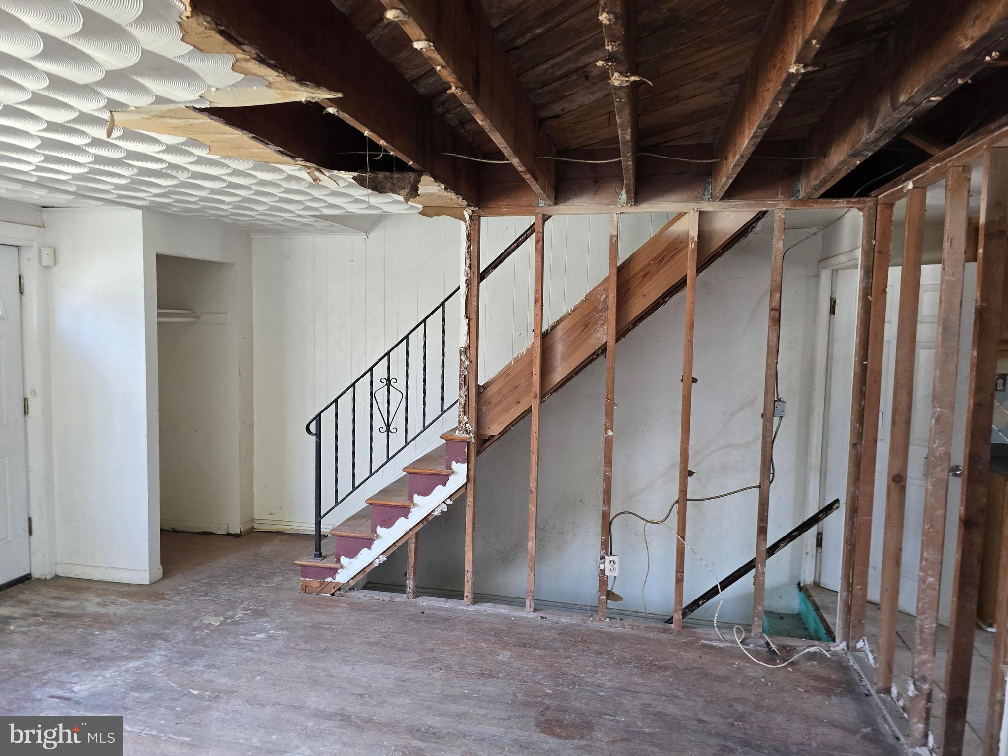 5542 Whitby Road Baltimore, MD 21206 - Photo 7 of 22