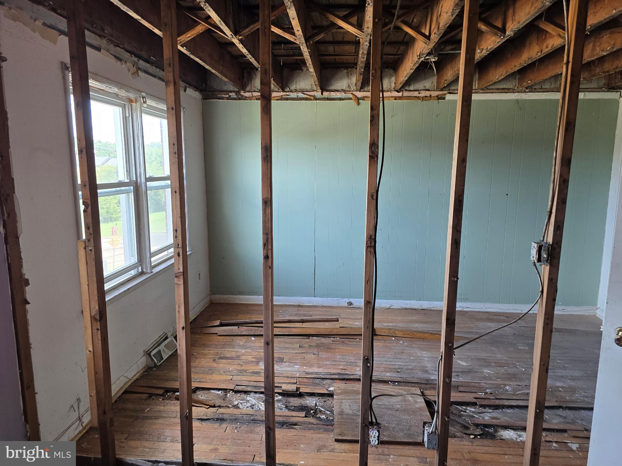 5542 Whitby Road Baltimore, MD 21206 - Photo 10 of 22