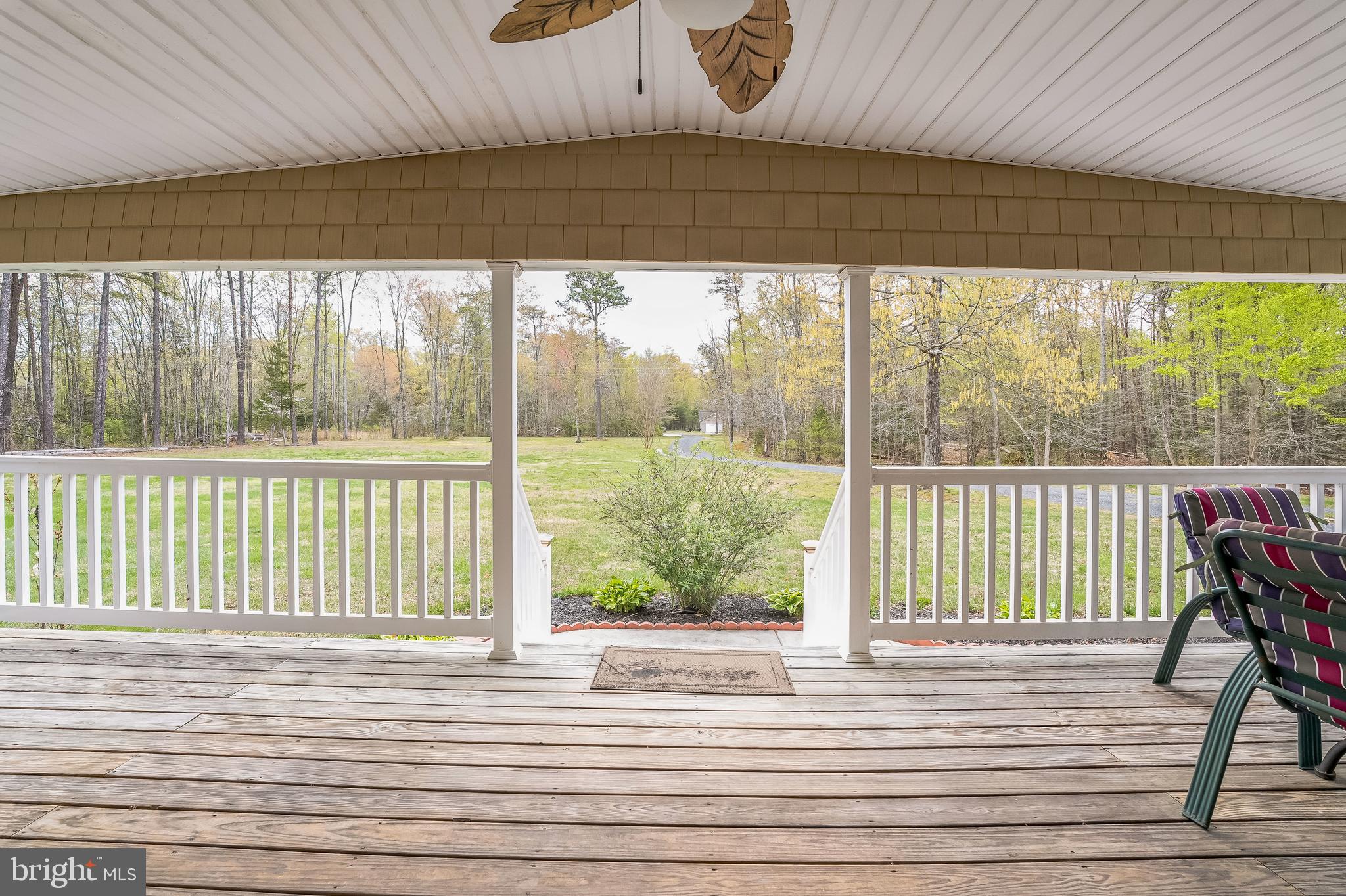 2705 Port Tobacco Road Nanjemoy, MD 20662 - Photo 9 of 14 a view of a room with a furniture and balcony