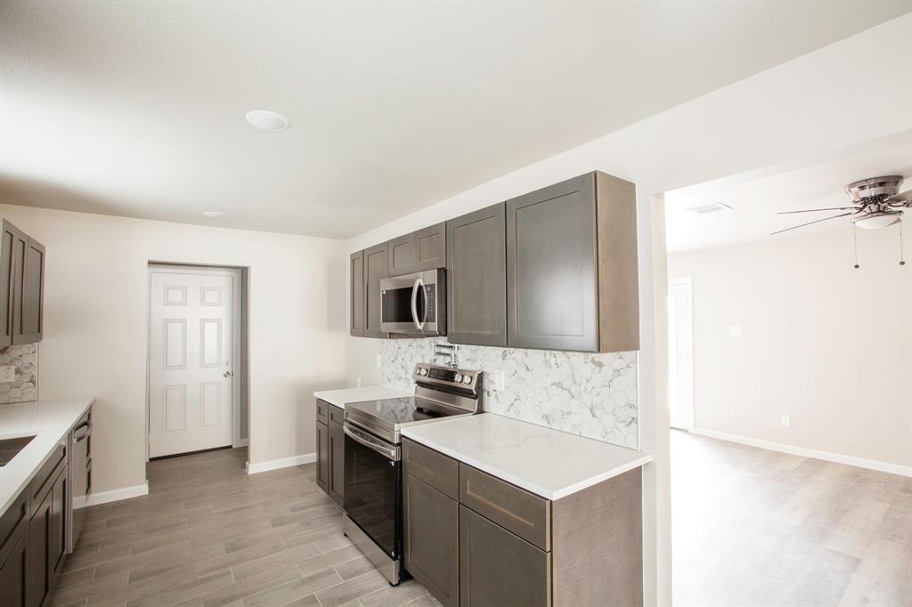 2386 Chart Drive Dallas, TX 75228 - Photo 13 of 40