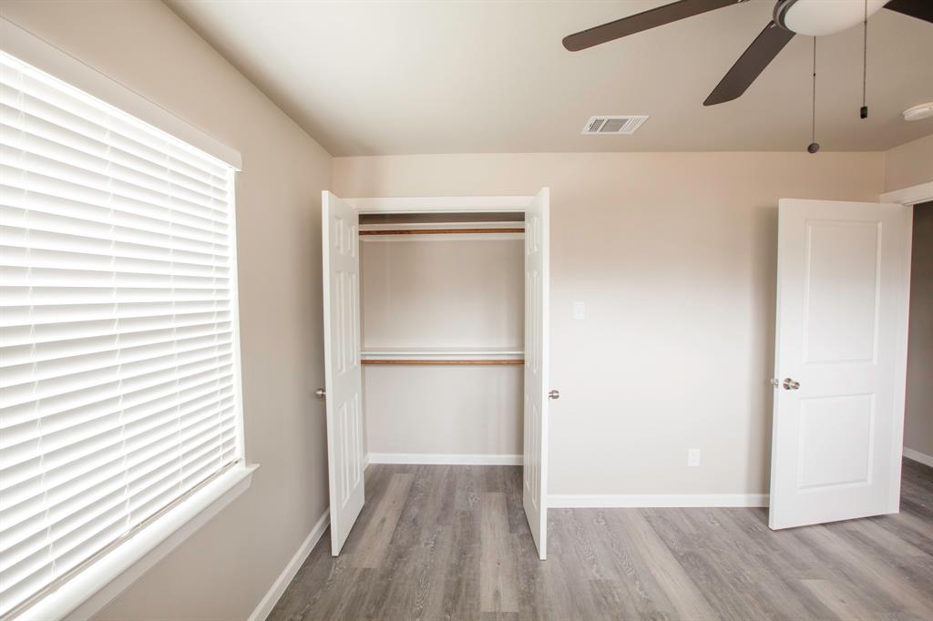 2386 Chart Drive Dallas, TX 75228 - Photo 17 of 40