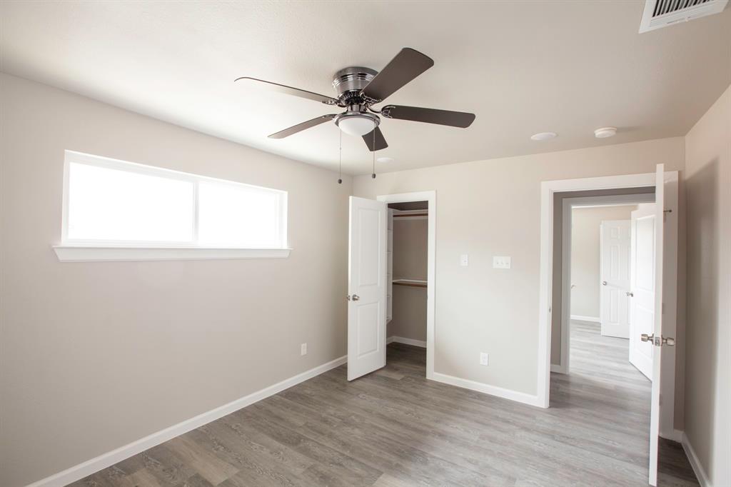 2386 Chart Drive Dallas, TX 75228 - Photo 21 of 40