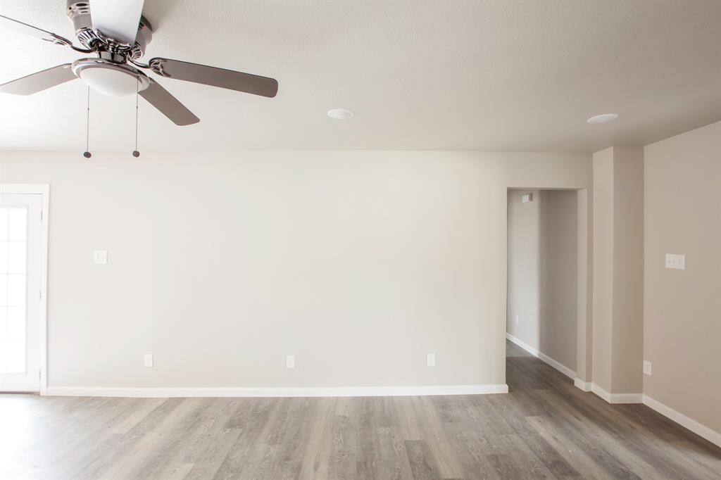 2386 Chart Drive Dallas, TX 75228 - Photo 31 of 40