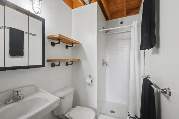 $269,900 | 500 Erie Street, Unit 204, South Haven, MI 49090