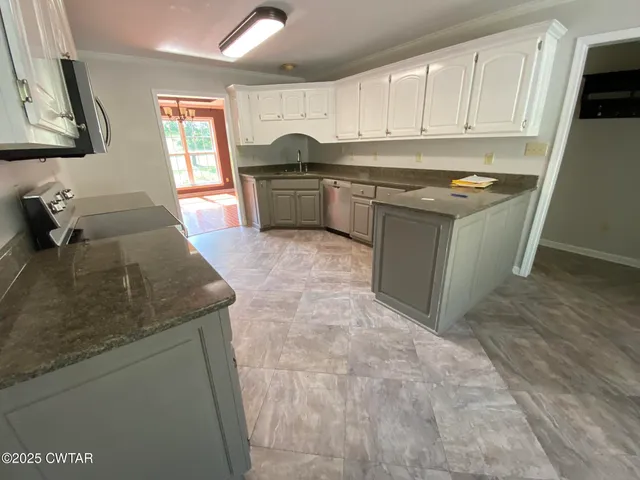 $310,000 | 836 Hill Avenue, Henderson, TN 38340