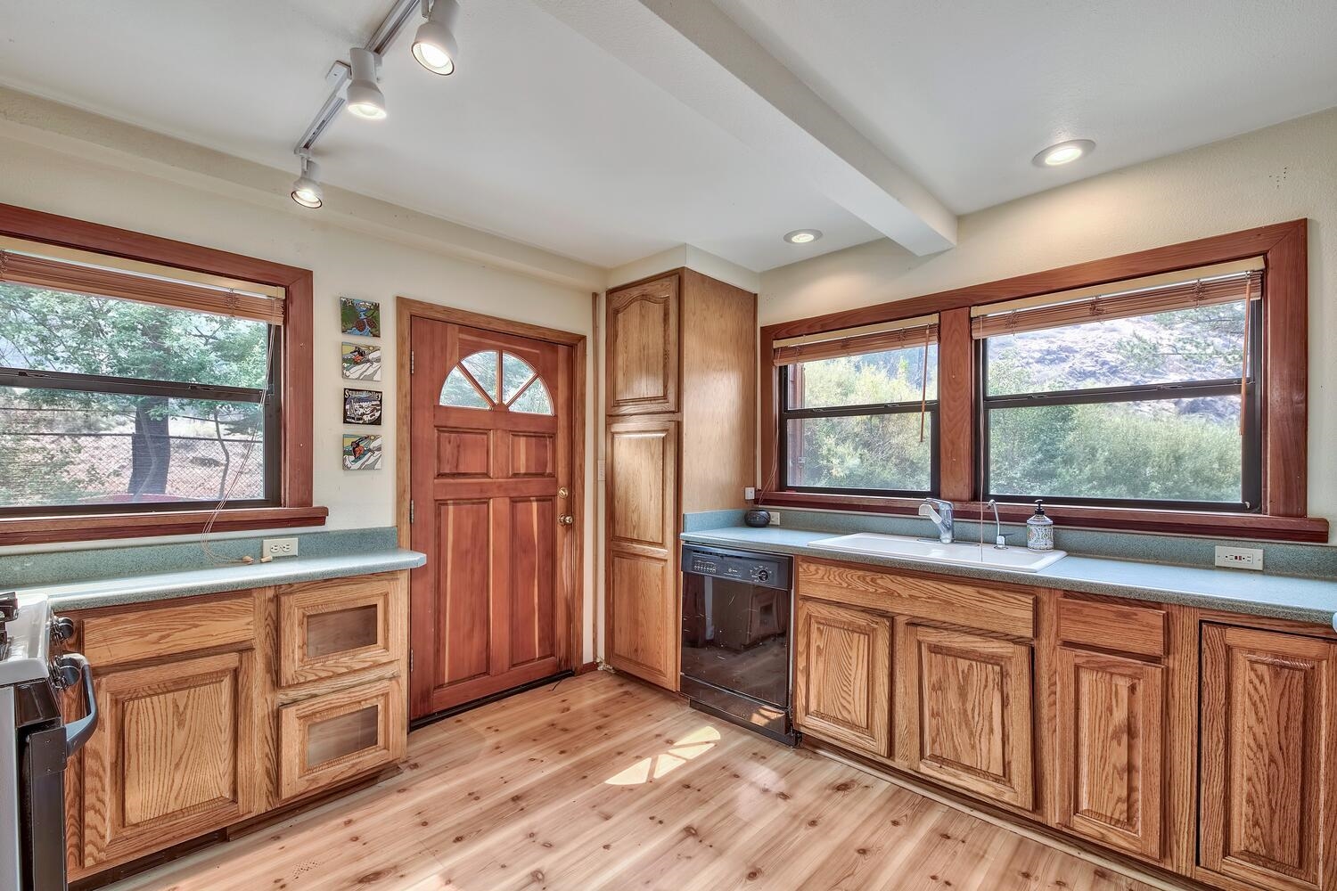 7858 River Road Truckee, CA 96161 - Photo 13 of 21 Gallery Image 13