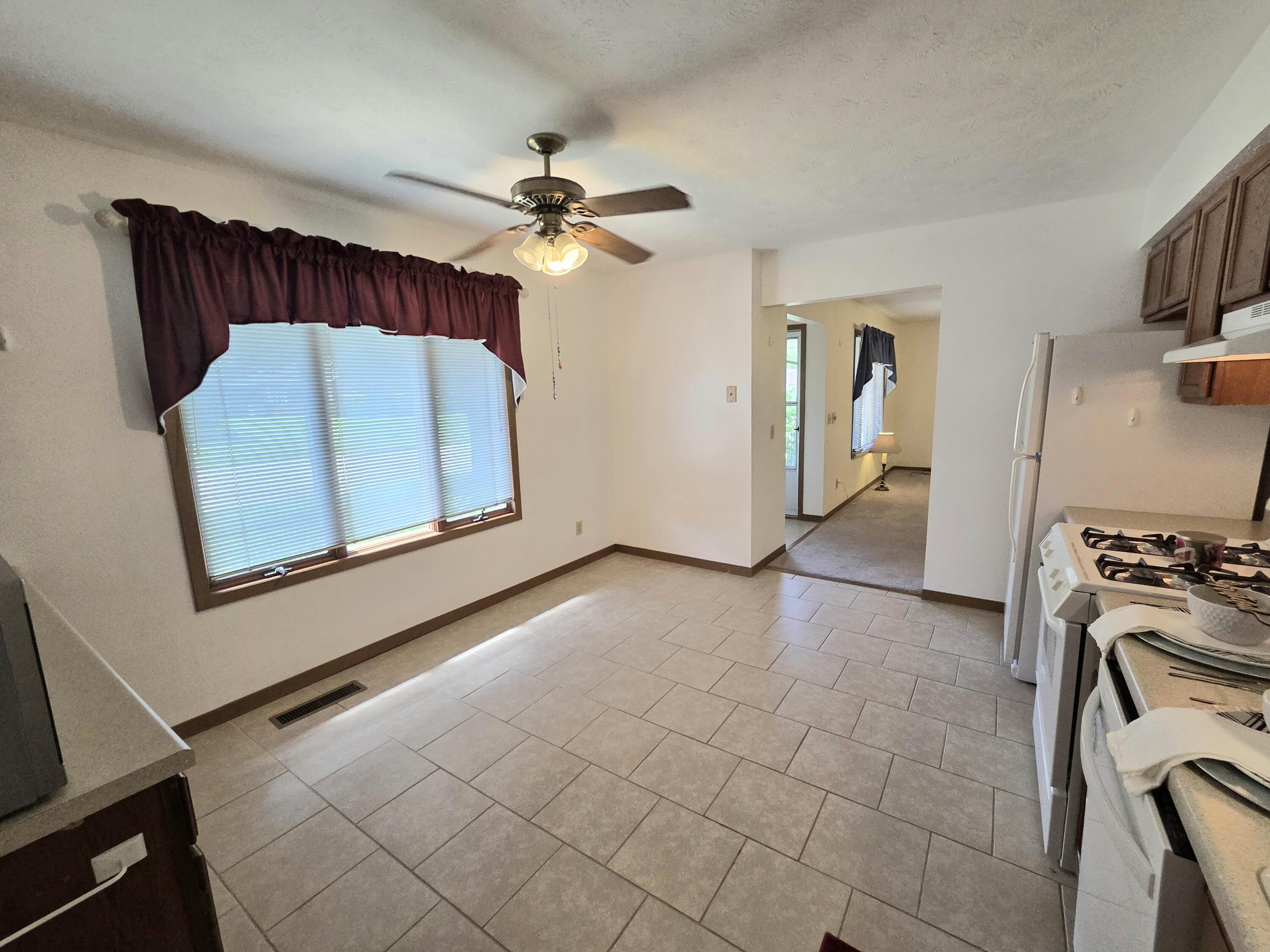 3032 Armsgate Road, Unit 25 Springfield, OH 45503 - Photo 7 of 29