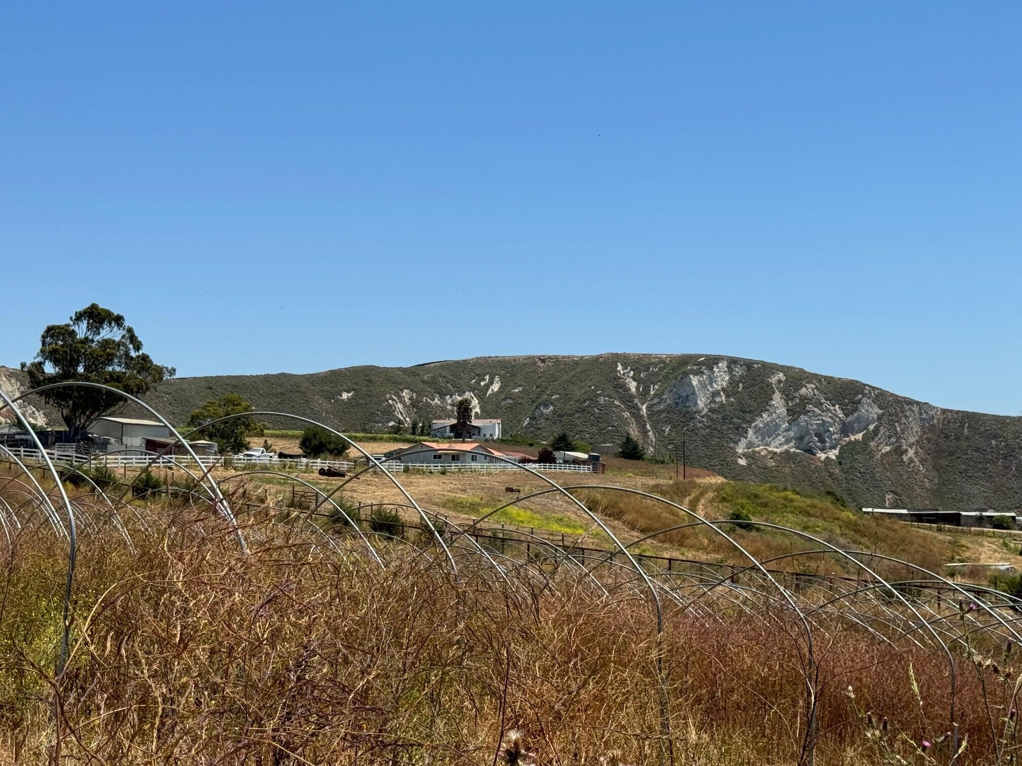 2140 Sweeney Road Lompoc, CA 93436 - Photo 39 of 63 Views East