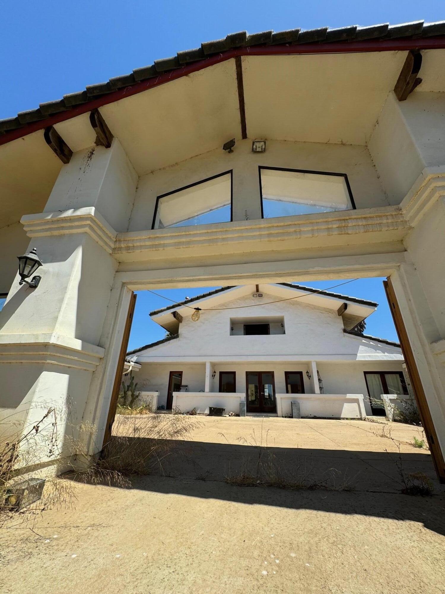 2140 Sweeney Road Lompoc, CA 93436 - Photo 4 of 63 MC Entrance