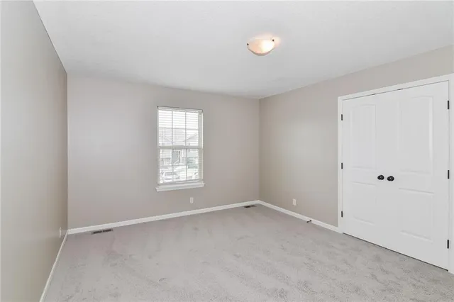 $2,470 | 1309 Northwest High View Drive, Grain Valley, MO 64029