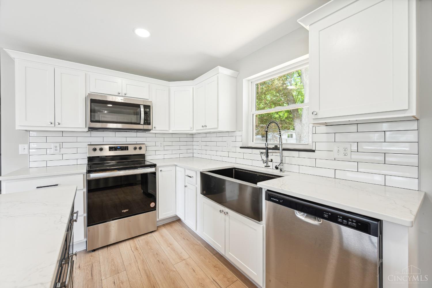 8647 Butler Warren Road West Chester, OH 45069 - Photo 11 of 37 Gallery Image 11