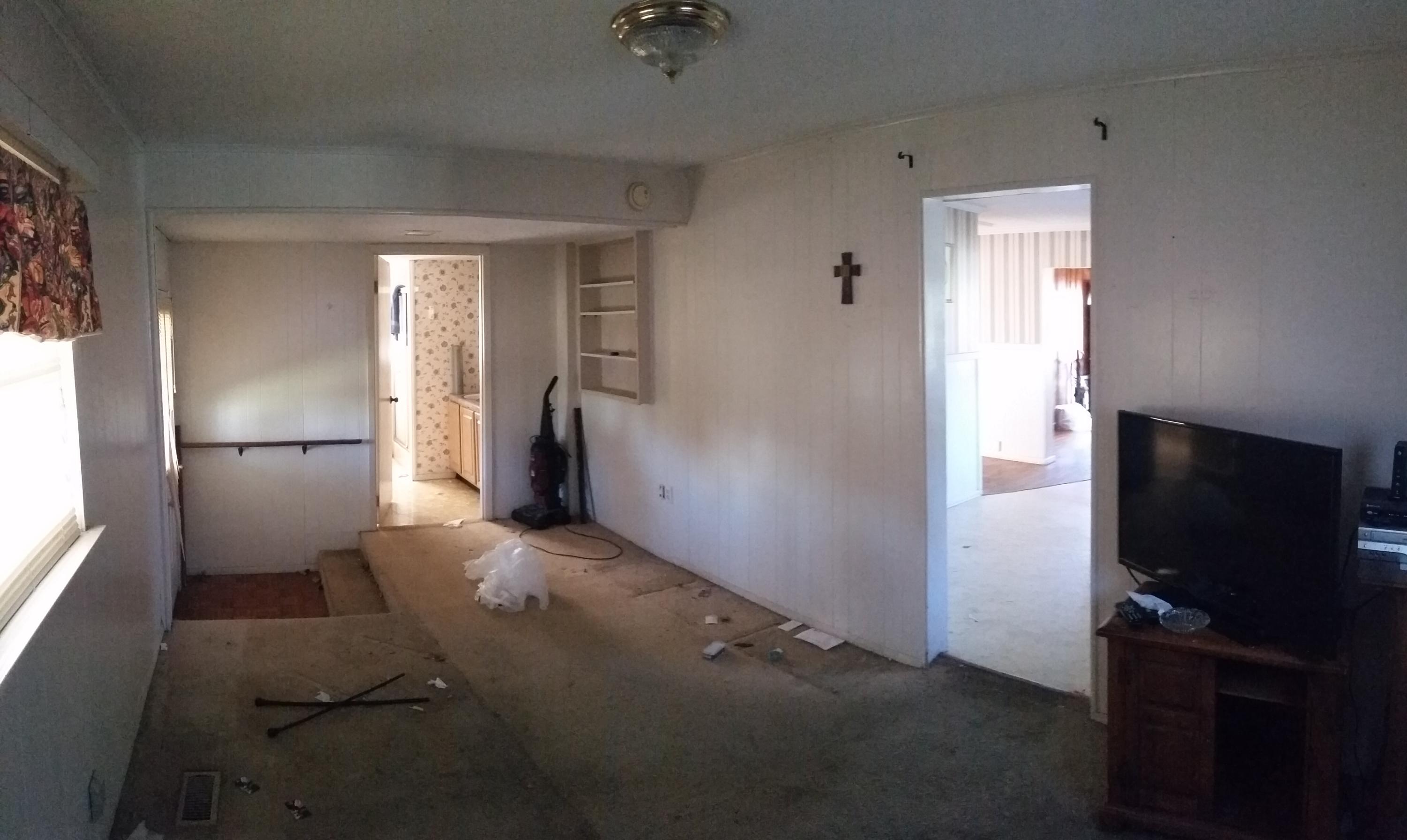 4906 Coster Road Knoxville, TN 37912 - Photo 13 of 20 3rd bedroom w/bath and outside access