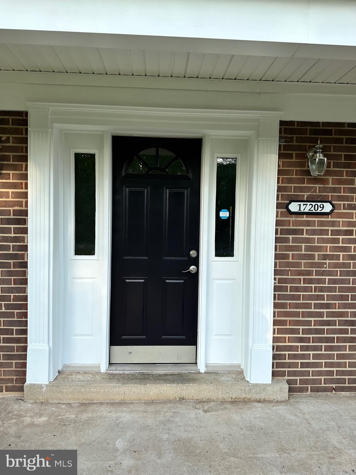 17209 Chiswell Road Poolesville, MD 20837 - Photo 4 of 21 a view of a entryway door front of house
