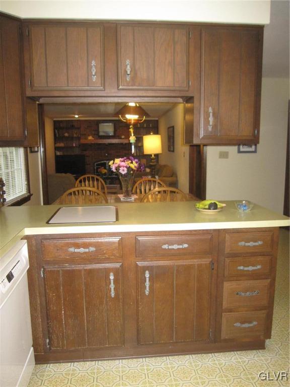 655 Yorkshire Road Bethlehem, PA 18017 - Photo 8 of 25 Gallery Image 8