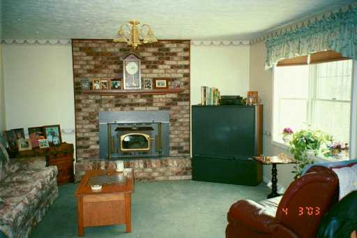 124 Sarver Road Jeannette, PA 15644 - Photo 5 of 8 Gallery Image 5