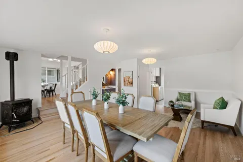 $1,395,000 | 35 Corte Alta, Novato, CA 94949