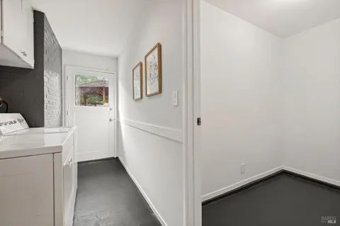 $1,395,000 | 35 Corte Alta, Novato, CA 94949