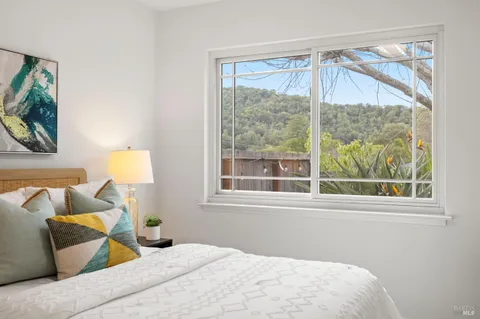 $1,395,000 | 35 Corte Alta, Novato, CA 94949