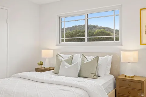 $1,395,000 | 35 Corte Alta, Novato, CA 94949