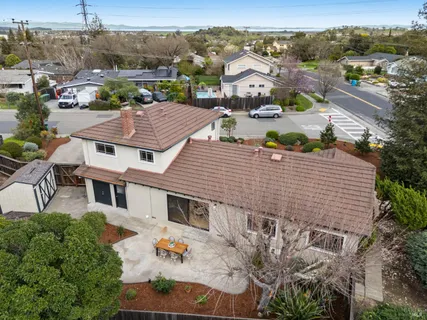 $1,395,000 | 35 Corte Alta, Novato, CA 94949
