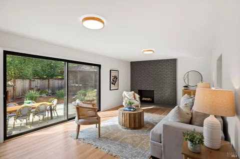 $1,395,000 | 35 Corte Alta, Novato, CA 94949