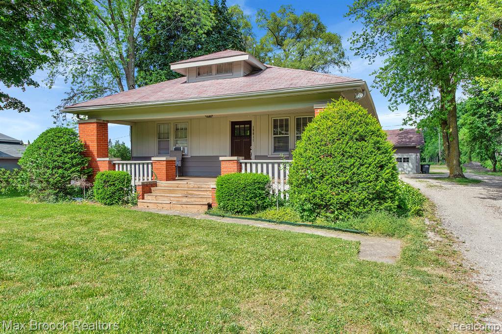 19011 Beck Road Northville, MI 48168 - Photo 1 of 40