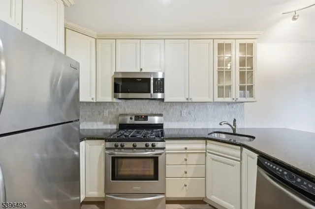 $599,900 | 71 Washington Court, Montville, NJ 07082