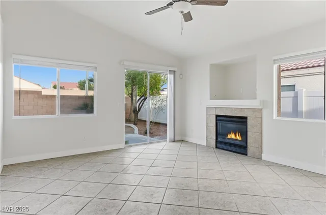 $1,925 | 6670 Cinnabar Coast Lane, North Las Vegas, NV 89084