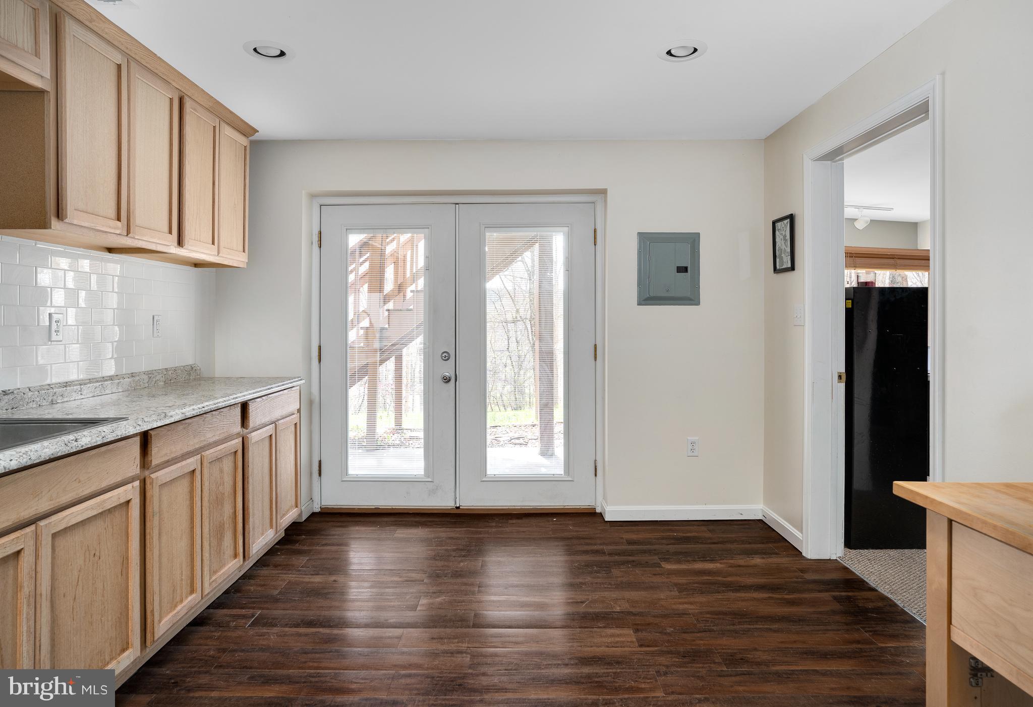 527 High Knob Road Front Royal, VA 22630 - Photo 25 of 31 Lower Level Kitchen