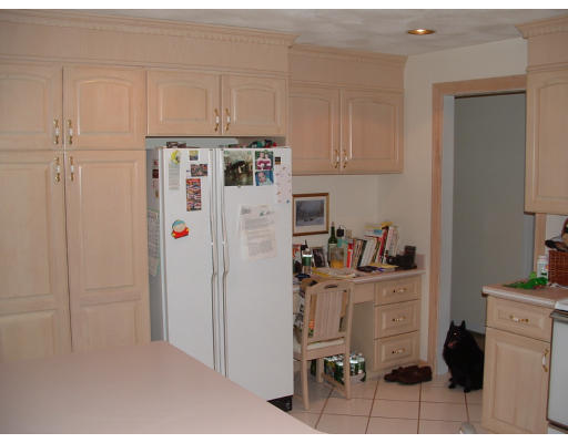 36 Raffaele Drive Waltham, MA 02452 - Photo 9 of 12 Gallery Image 9