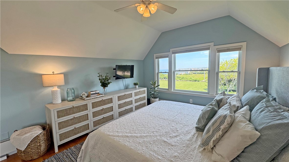 1720 Corn Neck Road Block Island, RI 02807 - Photo 25 of 37 Third Floor Primary Suite