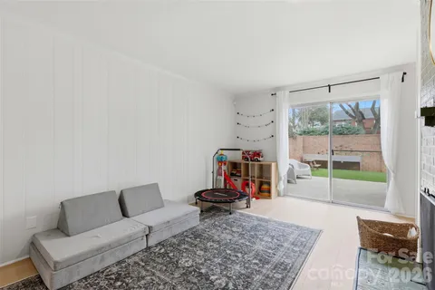 $465,000 | 6825 Constitution Lane, Charlotte, NC 28210