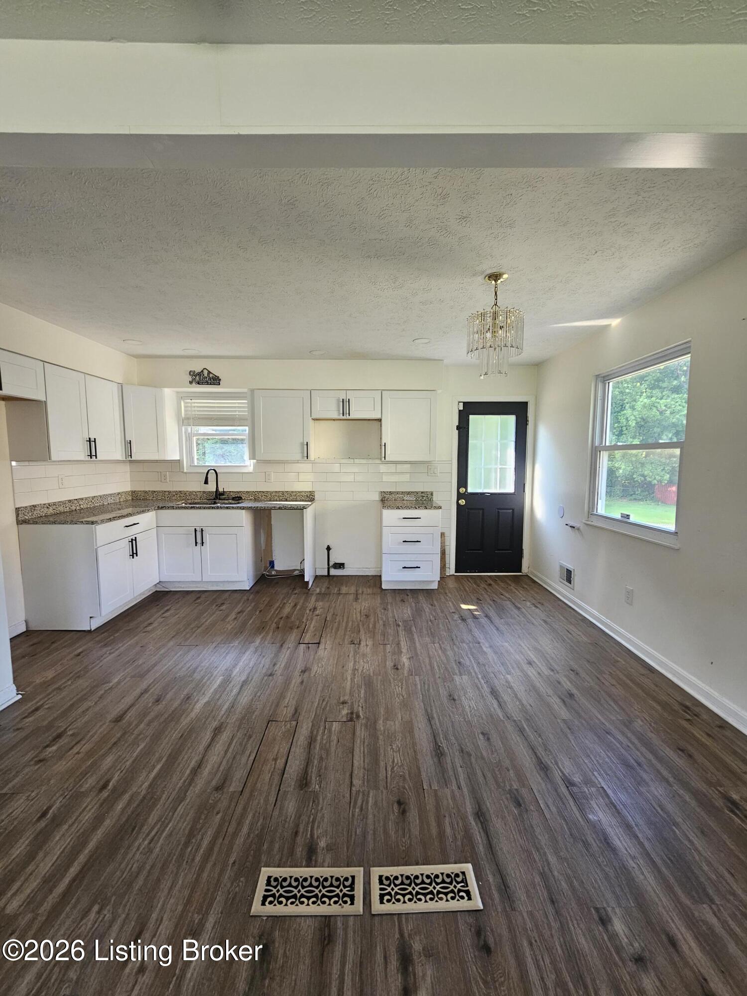 1411 Knight Road Louisville, KY 40214 - Photo 22 of 58 20260515_181414
